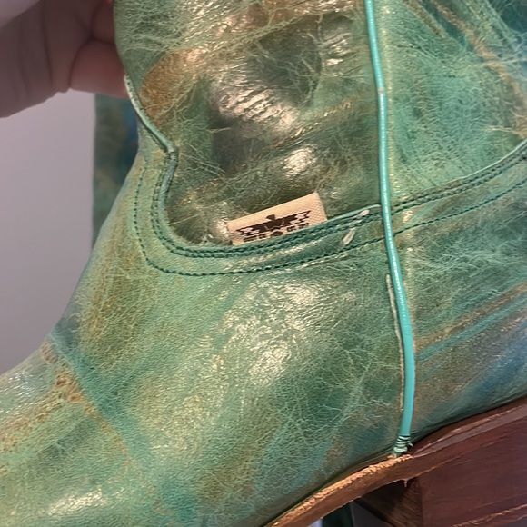Vegabond Boot Co. The Kingman Turquoise Snip Toe Boot - Picture 7 of 17